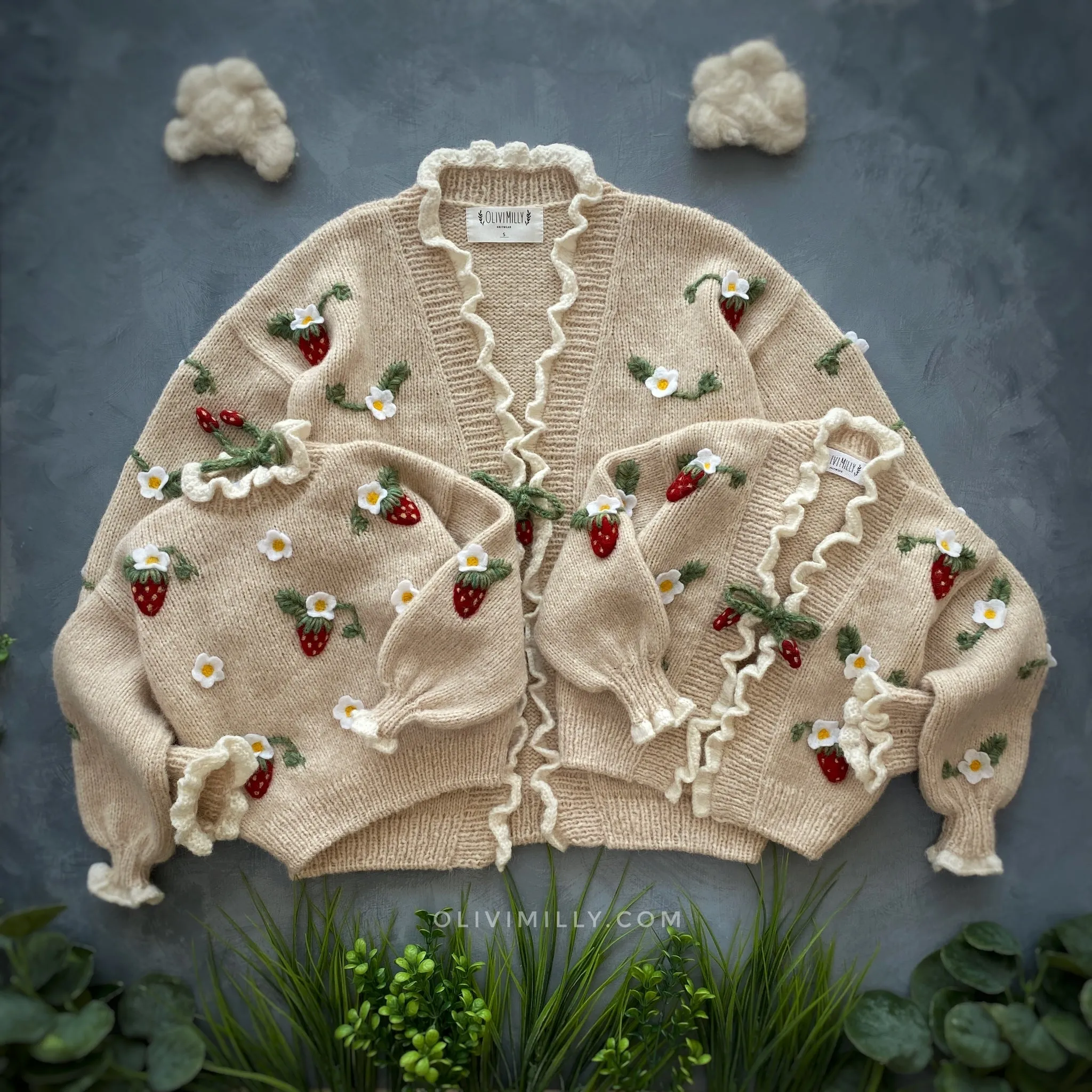 Adult Strawberries cardigan | Wheat