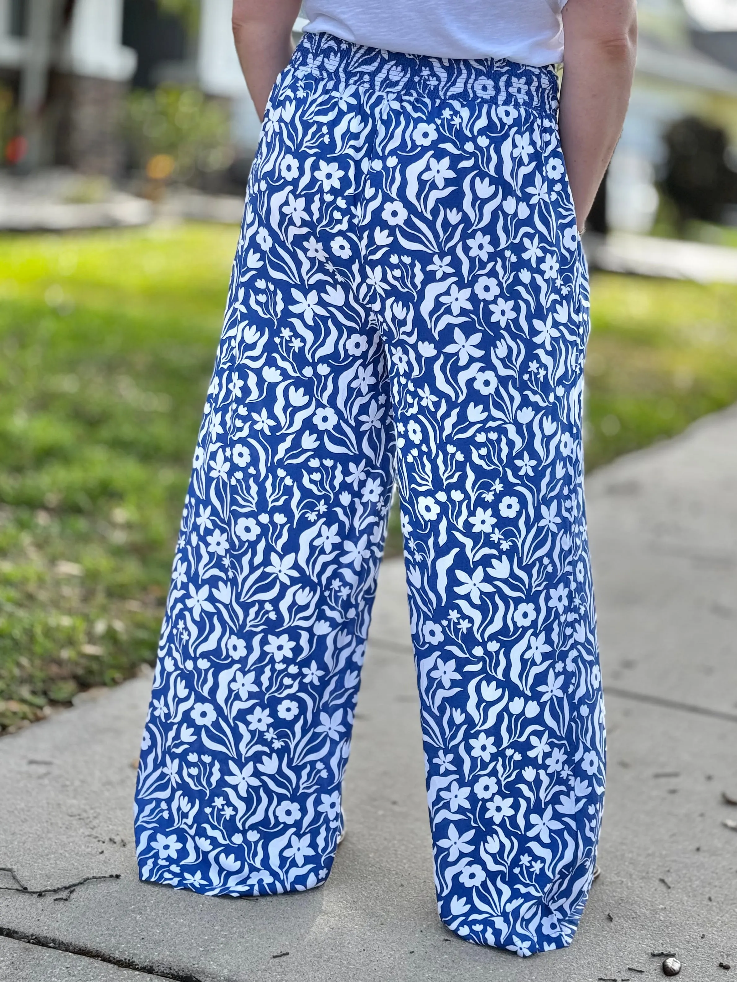 Belted Wide Leg Pants In Wavy Flowers By Hatley