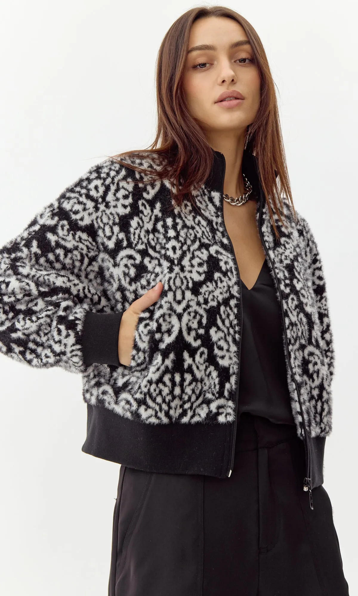 CHARLIZE KNIT BOMBER JACKET