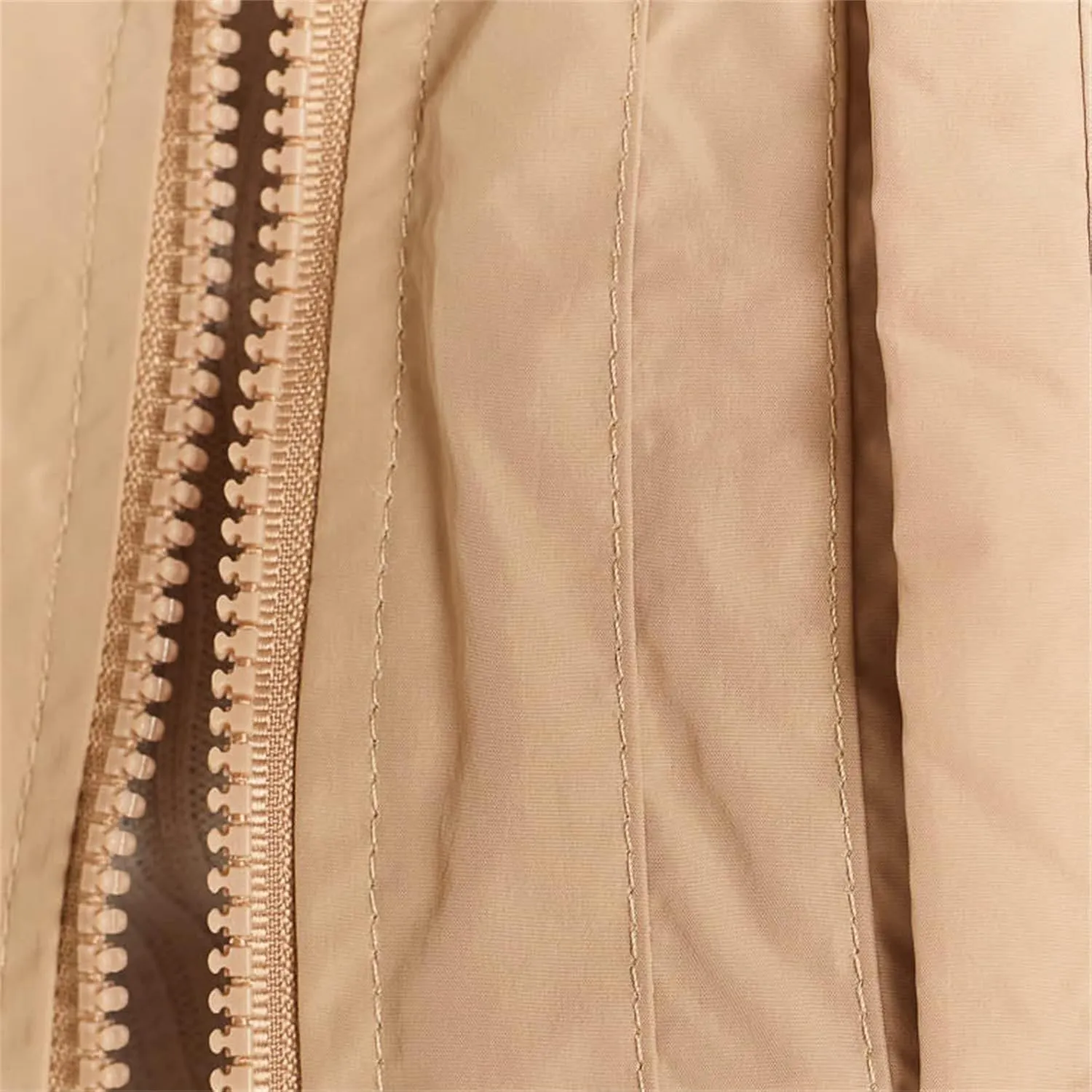 iTranyee Women's Vintage Varsity Jackets Retro Baseball Bomber Jackets Y2k Button Down Long Sleeve Oversized Coat Streetwear