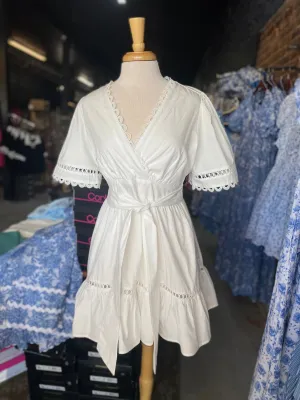 The sailor white dress